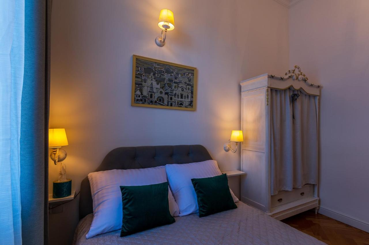 Apartamenty Rejtana Przemyśl Exteriör bild