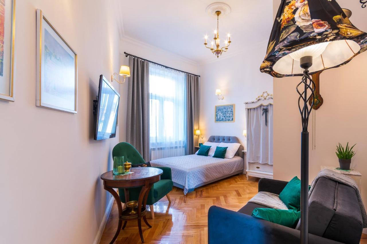 Apartamenty Rejtana Przemyśl Exteriör bild